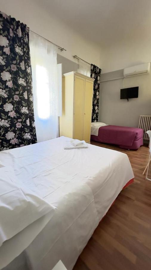 Piccolo Hotel Con Access Ztl !!! Nel Centro Storico Di Firenze !!! Zewnętrze zdjęcie