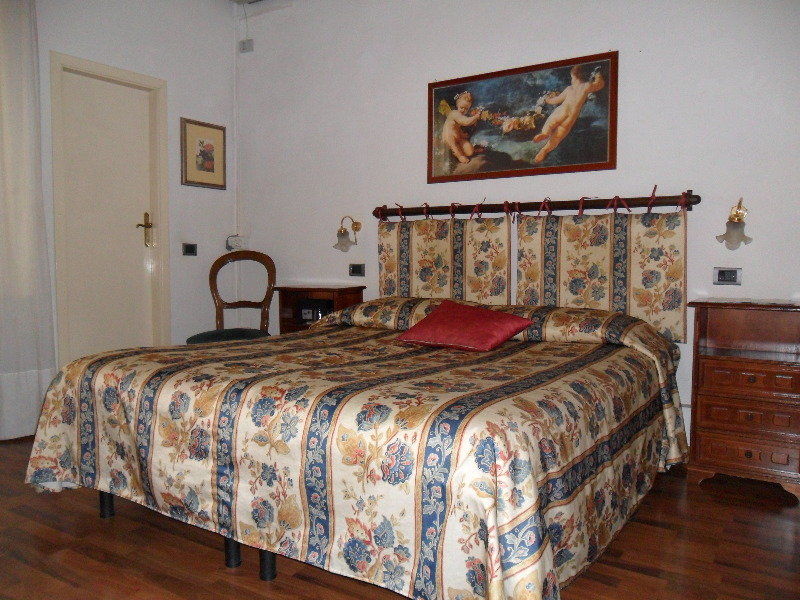 Piccolo Hotel Con Access Ztl !!! Nel Centro Storico Di Firenze !!! Zewnętrze zdjęcie